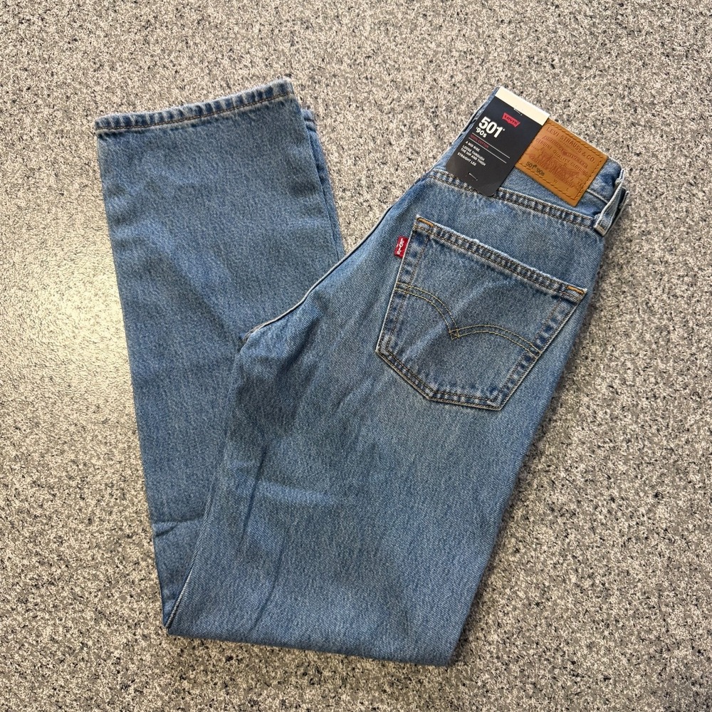 Levis Premium 501 '90s Jeans Womens 24x30 Mid Rise Loose Straight Button Fly